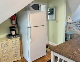 304.Third Floor Kitchenette